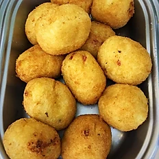 Bolinho misto